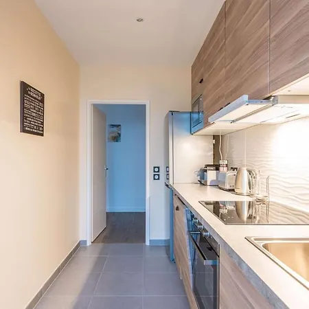 Le Continental ~ Jardin ~ Parking ~ Spacieux Clamart