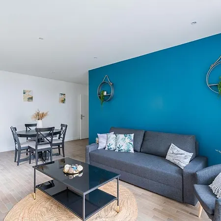 Le Continental ~ Jardin ~ Parking ~ Spacieux * Clamart
