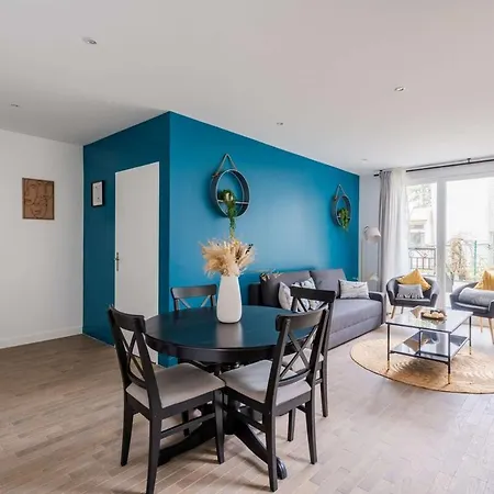 Le Continental ~ Jardin ~ Parking ~ Spacieux Apartment Clamart