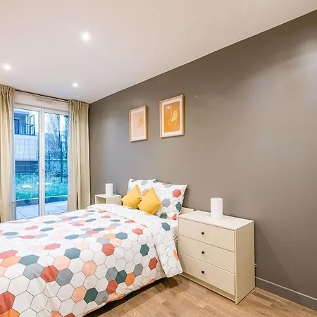 Le Continental ~ Jardin ~ Parking ~ Spacieux Apartment *